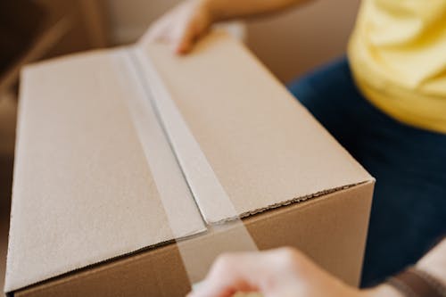 Optimizing E-commerce Shipping and Delivery